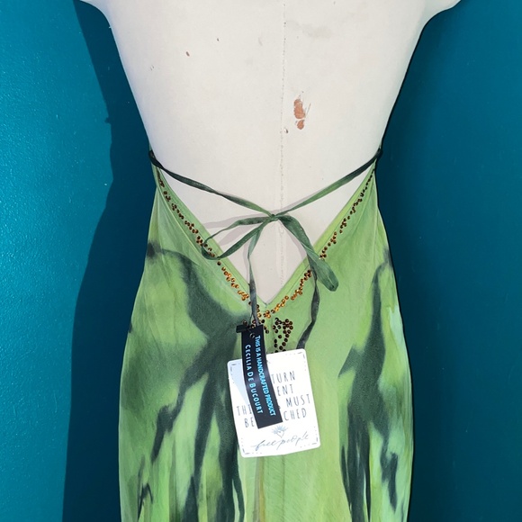 Cecelia De Bucourt Chain Dress - Picture 9 of 9